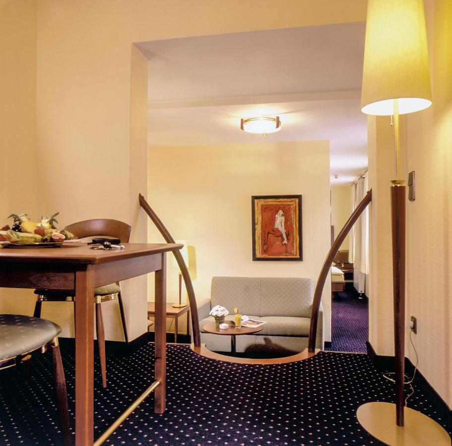 Victoria Hotel Μίντεν Εξωτερικό φωτογραφία